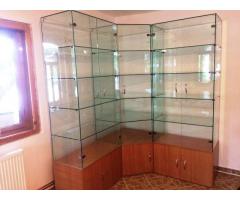 Rafturi sticla, tejghele,tonete,vitrine,mobilier magazin Romania